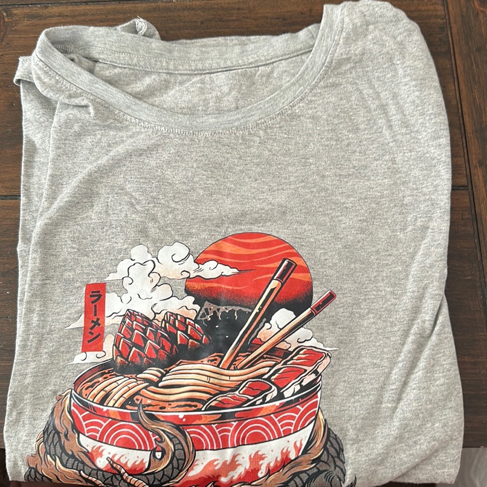 Mens gray shirt